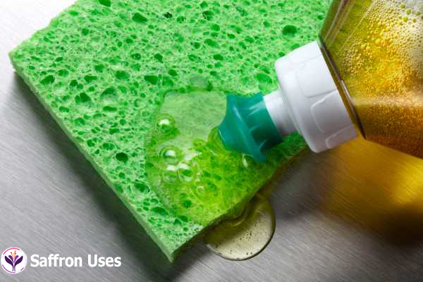 Dishwashing liquid removes saffron stains